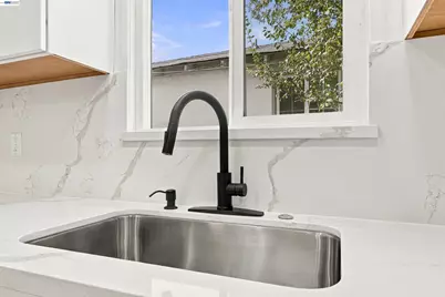 9308 F St, Oakland, CA 94603 - Photo 15