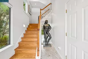 5 Schooner Hill, Oakland, CA 94618 - Photo 9