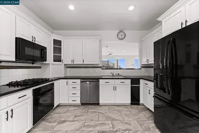 5 Schooner Hill, Oakland, CA 94618 - Photo 21