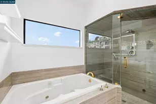 5 Schooner Hill, Oakland, CA 94618 - Photo 29