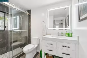5 Schooner Hill, Oakland, CA 94618 - Photo 35