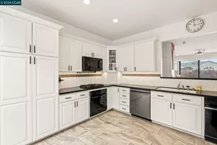 5 Schooner Hill, Oakland, CA 94618 - Photo 19