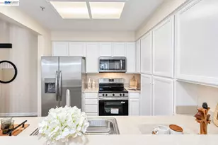 410 1st St, San Jose, CA 95112 - Photo 7
