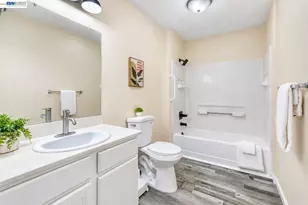 410 1st St, San Jose, CA 95112 - Photo 27