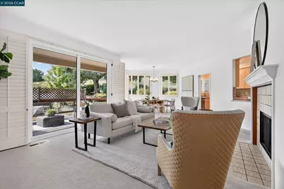 1812 Stanley Dollar Dr #4A, Walnut Creek, CA 94595 - Photo 3