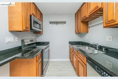 4099 Howe St #102, Oakland, CA 94611 - Photo 3