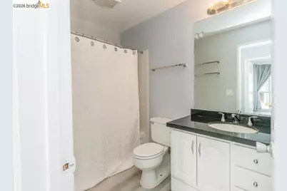 4099 Howe St #102, Oakland, CA 94611 - Photo 11