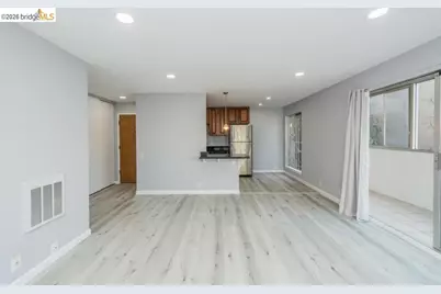 4099 Howe St #102, Oakland, CA 94611 - Photo 5