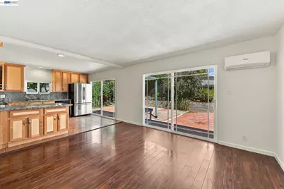 33438 University Dr, Union City, CA 94587 - Photo 11