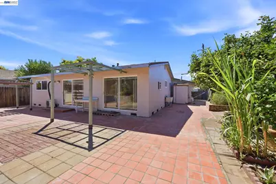 33438 University Dr, Union City, CA 94587 - Photo 37