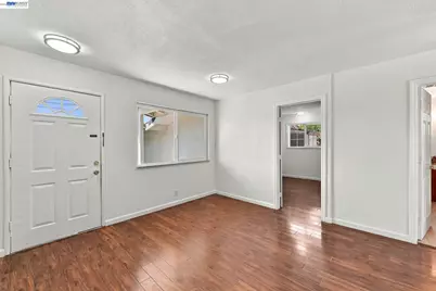 33438 University Dr, Union City, CA 94587 - Photo 5