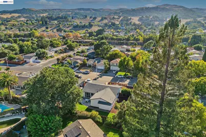 9802 Davona Dr, San Ramon, CA 94583 - Photo 49