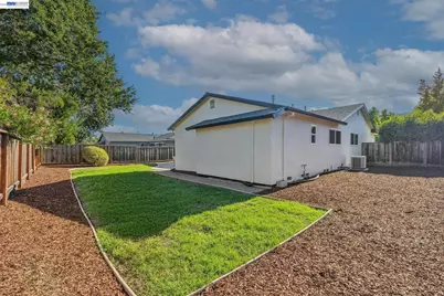9802 Davona Dr, San Ramon, CA 94583 - Photo 43