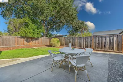 9802 Davona Dr, San Ramon, CA 94583 - Photo 41