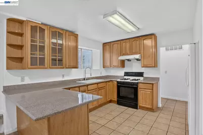 2244 20th St, Oakland, CA 94606 - Photo 73