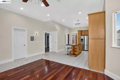 2244 20th St, Oakland, CA 94606 - Photo 19