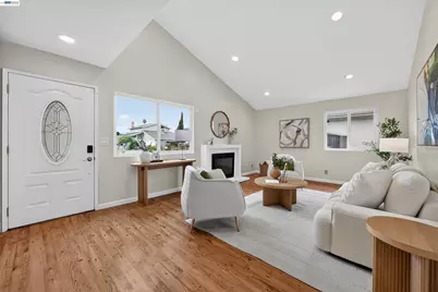 32536 Lake Barlee Ln, Fremont, CA 94555 - Photo 3