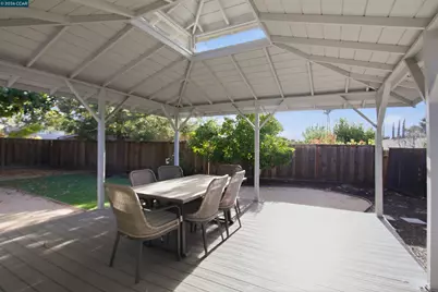 1412 Delaware Dr, Concord, CA 94521 - Photo 25