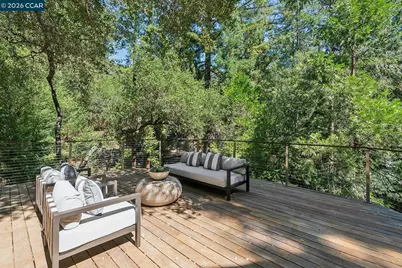 11 Redwood Cir, Lafayette, CA 94549 - Photo 11