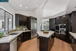 11 Redwood Cir, Lafayette, CA 94549 - Photo 7