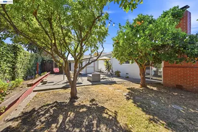 5946 Cinnabar Ct, Newark, CA 94560 - Photo 37