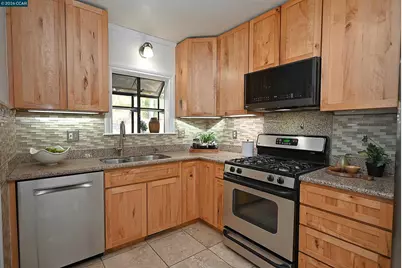 1035 Palm Ave, Martinez, CA 94553 - Photo 9