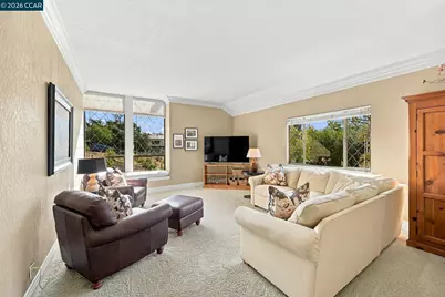945 Stow Ln, Lafayette, CA 94549 - Photo 25