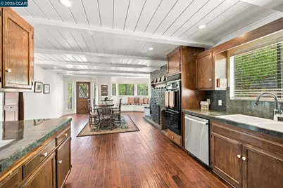 945 Stow Ln, Lafayette, CA 94549 - Photo 21