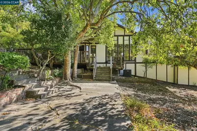 945 Stow Ln, Lafayette, CA 94549 - Photo 37