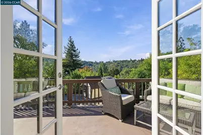 945 Stow Ln, Lafayette, CA 94549 - Photo 13