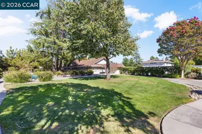 143 Miramonte Dr, Moraga, CA 94556 - Photo 33