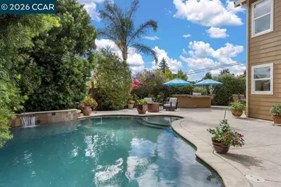 240 Explorer Way, Martinez, CA 94553 - Photo 39