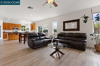 240 Explorer Way, Martinez, CA 94553 - Photo 7