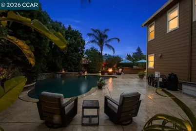 240 Explorer Way, Martinez, CA 94553 - Photo 19