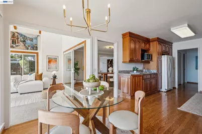 1312 Eastshore Dr, Alameda, CA 94501 - Photo 25