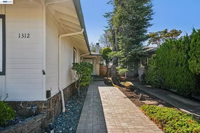 1312 Eastshore Dr, Alameda, CA 94501 - Photo 63