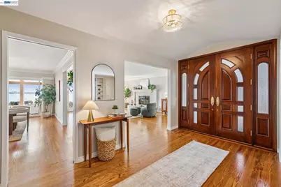 1312 Eastshore Dr, Alameda, CA 94501 - Photo 7