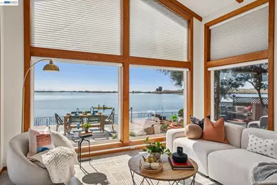 1312 Eastshore Dr, Alameda, CA 94501 - Photo 21