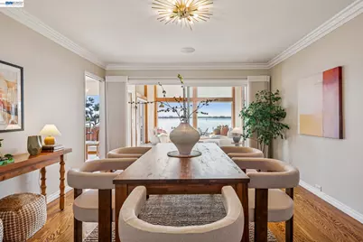 1312 Eastshore Dr, Alameda, CA 94501 - Photo 17