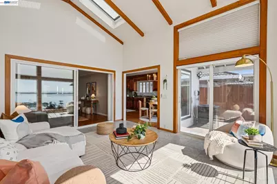 1312 Eastshore Dr, Alameda, CA 94501 - Photo 19