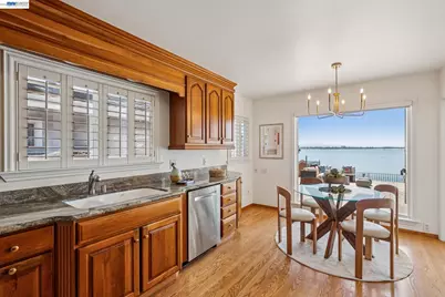 1312 Eastshore Dr, Alameda, CA 94501 - Photo 29