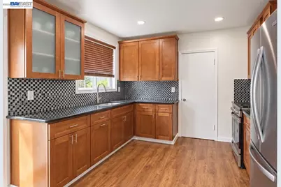 921 Hutchings Drive, San Leandro, CA 94577 - Photo 3