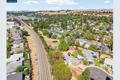 907 Lyon Ct, Concord, CA 94518 - Photo 29