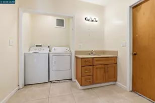 907 Lyon Ct, Concord, CA 94518 - Photo 19