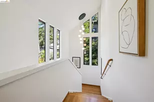 6474 Oakwood Dr, Oakland, CA 94611 - Photo 21