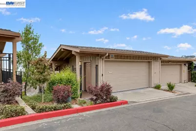 8 Starview Dr, Oakland, CA 94618 - Photo 63