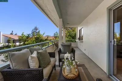 1501 Ptarmigan Dr #7B, Walnut Creek, CA 94595 - Photo 13