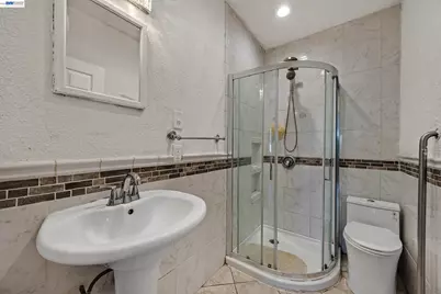1908 Pennsylvania Ave, Richmond, CA 94801 - Photo 15