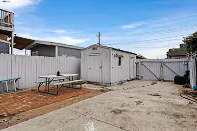 1908 Pennsylvania Ave, Richmond, CA 94801 - Photo 3