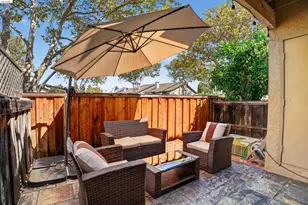 109 Peppermill Ln, Pittsburg, CA 94565 - Photo 35
